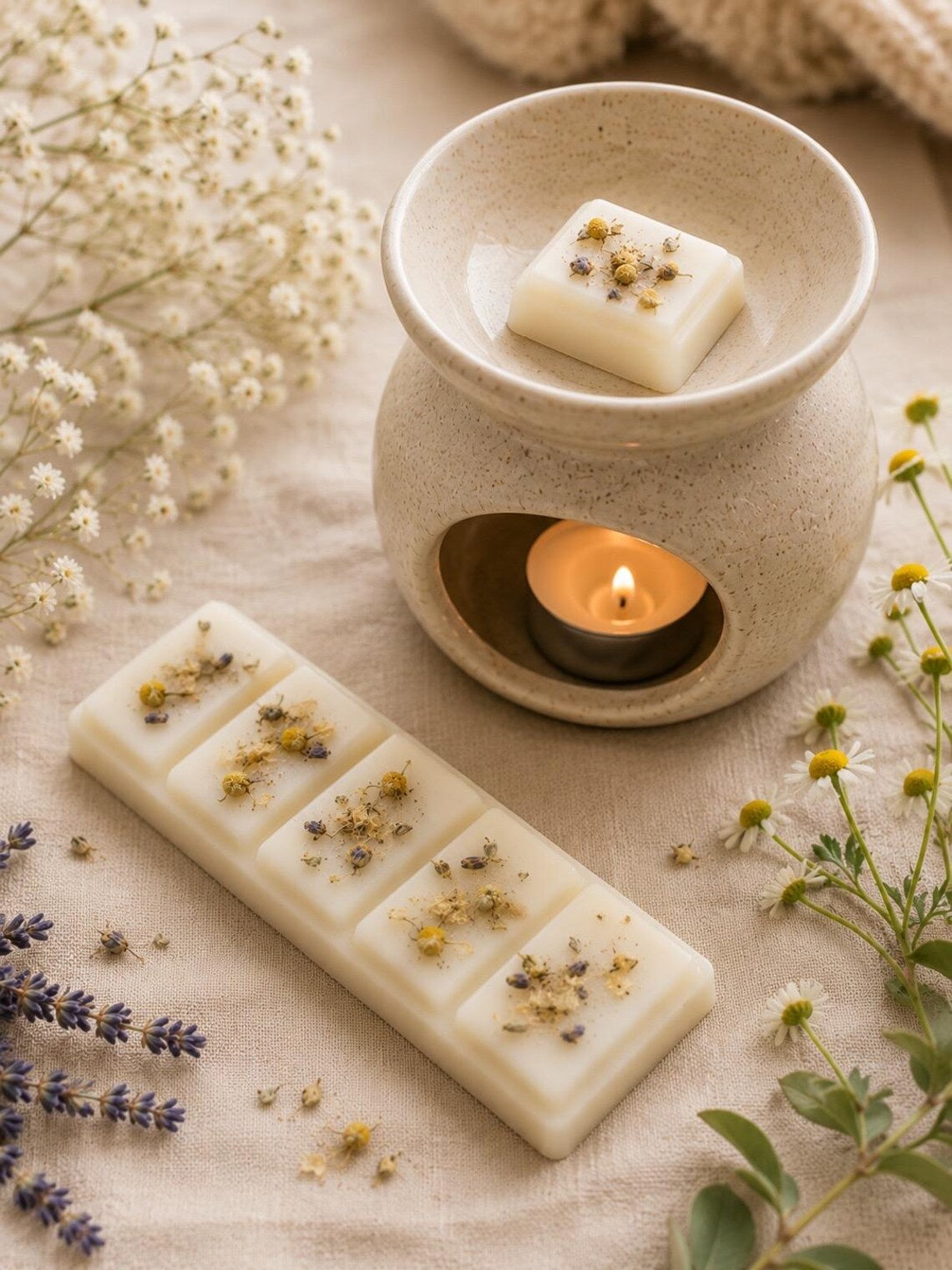 Lola’s Meadow – Bergamot + Chamomile Wax Melt Snap Bar