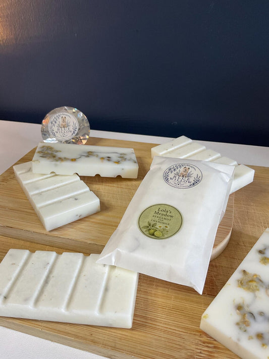 Lola’s Meadow – Bergamot + Chamomile Wax Melt Snap Bar