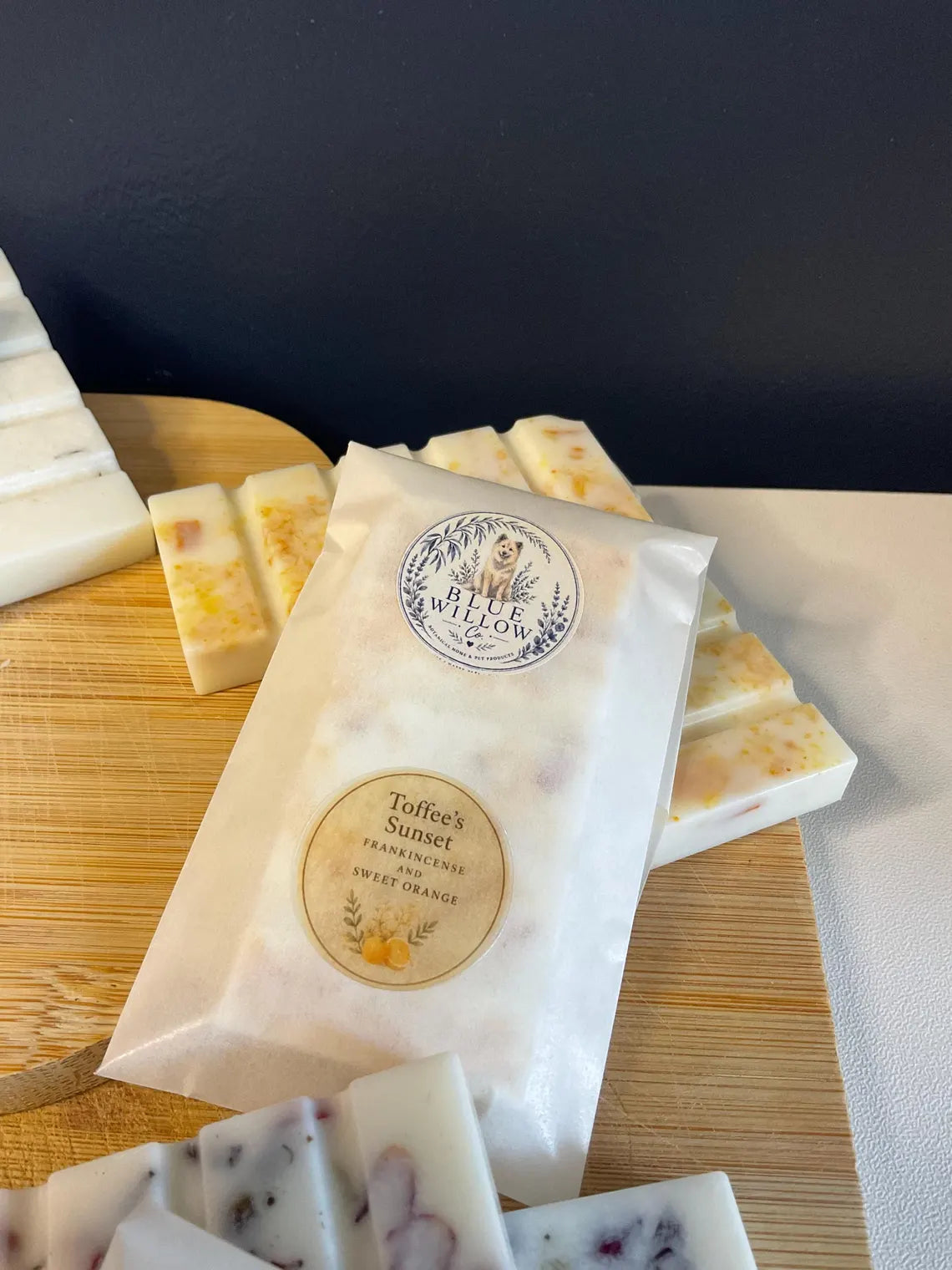 Toffee’s Sunset Frankincense + Sweet Orange Wax Melt Snap Bar