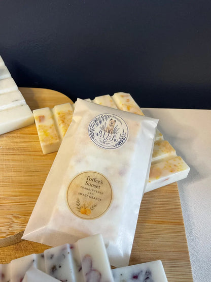 Toffee’s Sunset Frankincense + Sweet Orange Wax Melt Snap Bar
