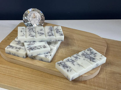 Bella's Calm Retreat - Lavender + Cedarwood Wax Melt Snap Bar